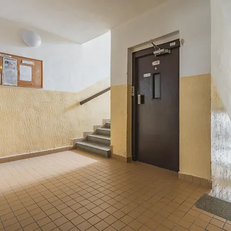 Bnb Budysinska Apartment With Balcony Apartman *