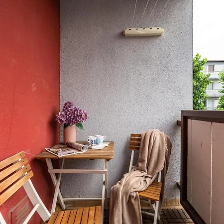 Budysinska With Balcony *