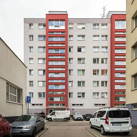 Bnb Budysinska Apartment With Balcony *