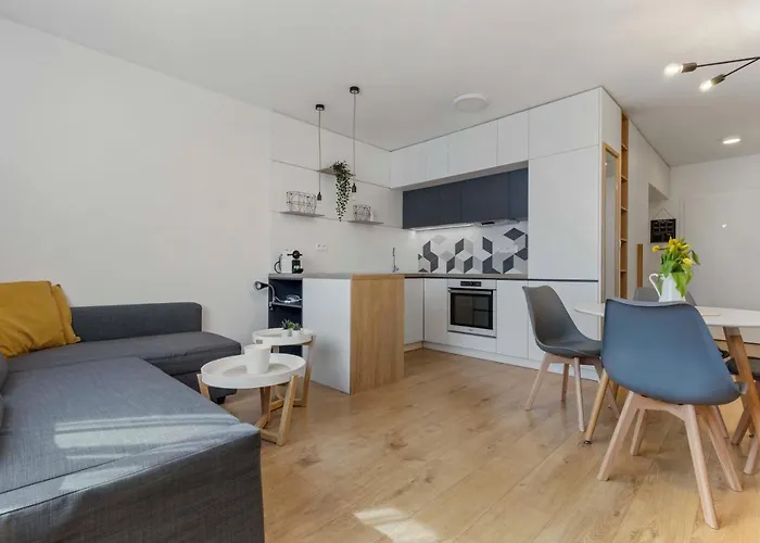 Lam Concrete - Ac - Balcony Apartament