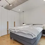 Lam Concrete - Ac - Balcony Bratislava