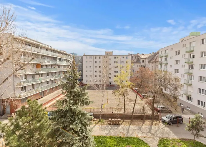 Lam Concrete - Ac - Balcony Apartmán Bratislava